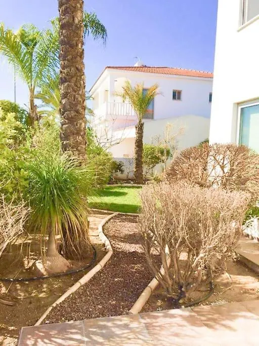 Villa Artemis Lárnaka
